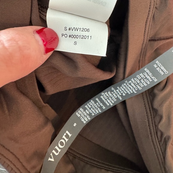 Vuori Inversion Rib Support Tank NWT Small Java Brown - Picture 15 of 15